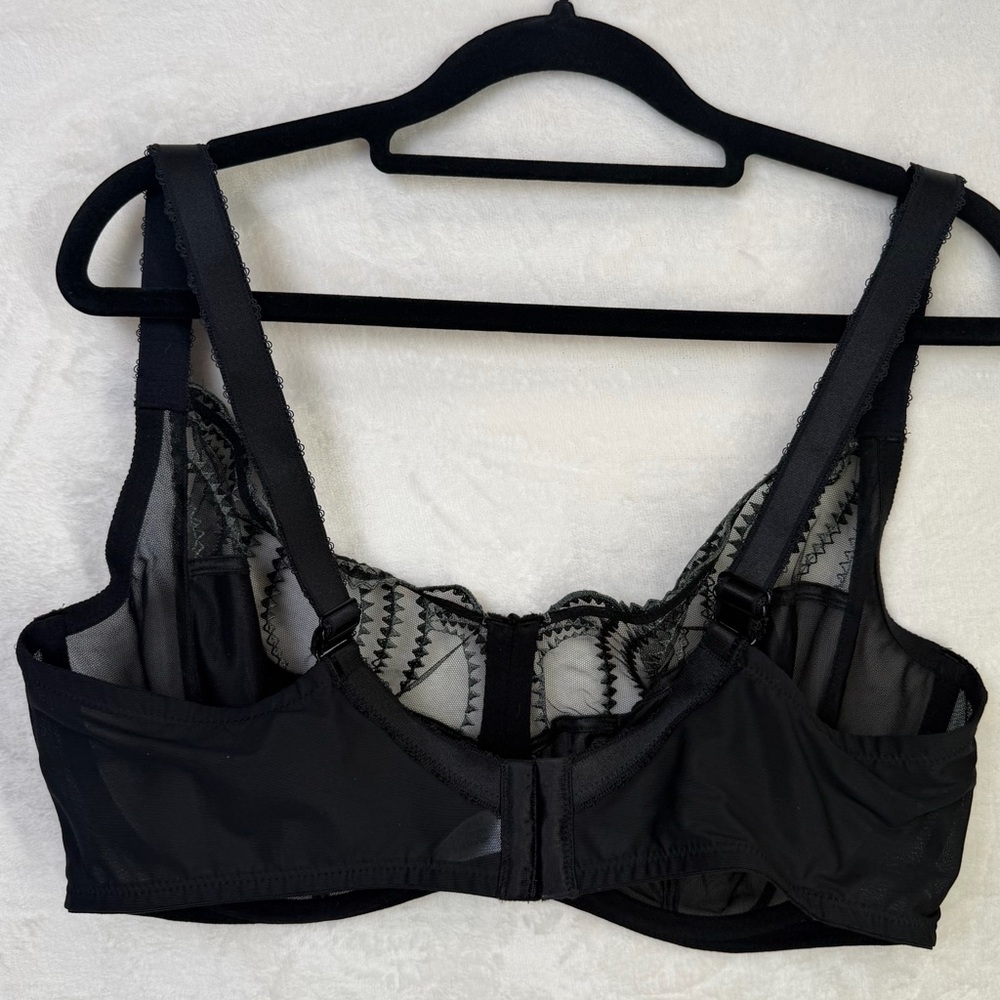 Wacoal Black Sheer Mesh Underwire Bra 42DDD Unlined Support Lace Detail - Picture 2 of 4